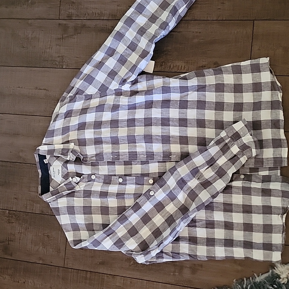 Linen men's shirt